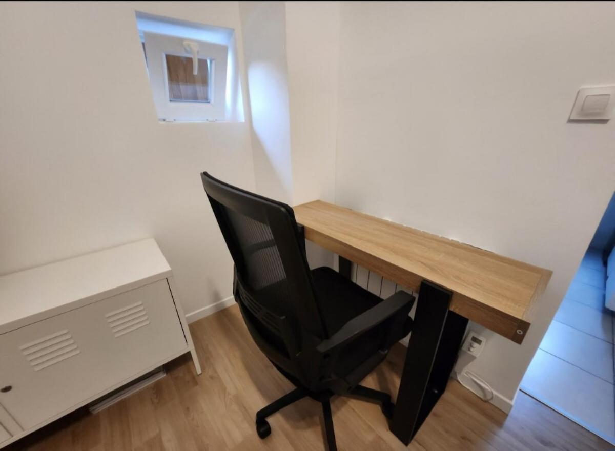 2 Pieces Agreable Lumineux Et Calme *