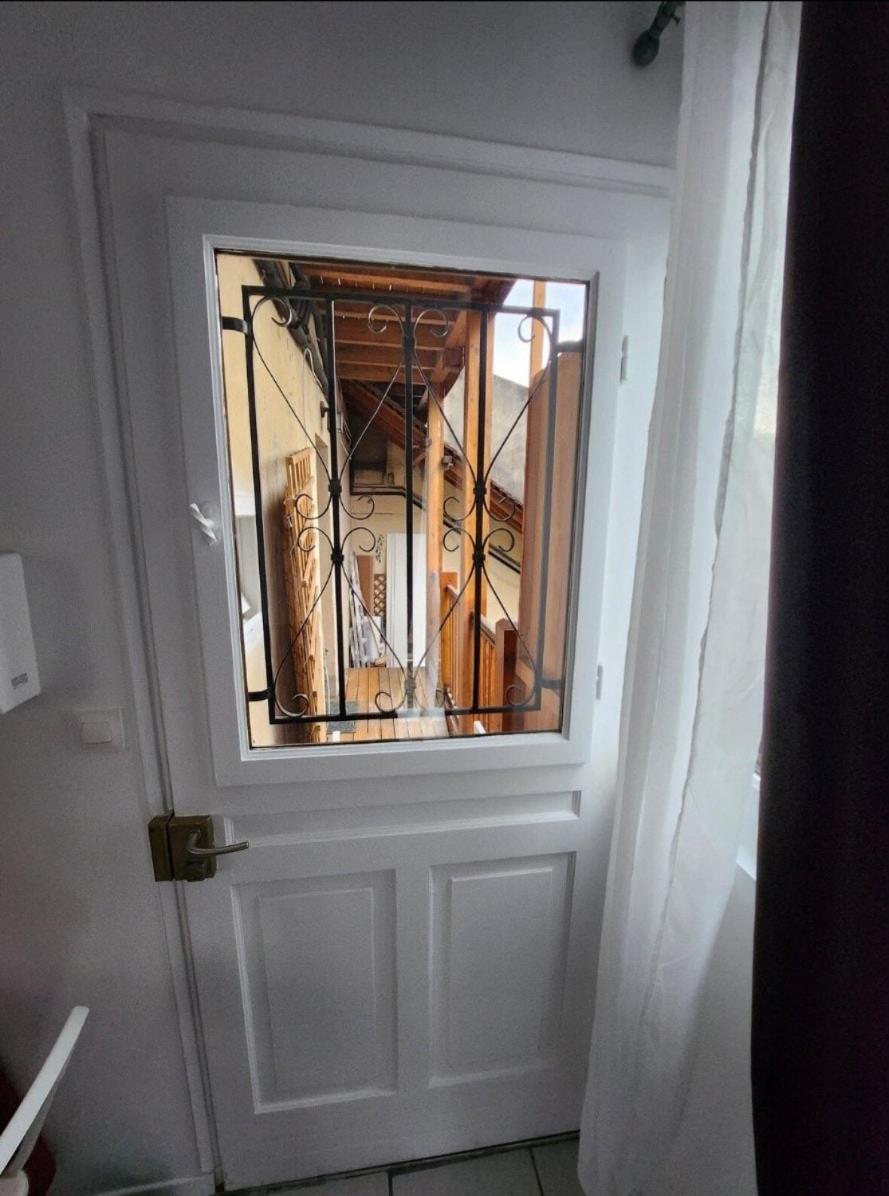 Apartment 2 Pieces Agreable Lumineux Et Calme Gentilly